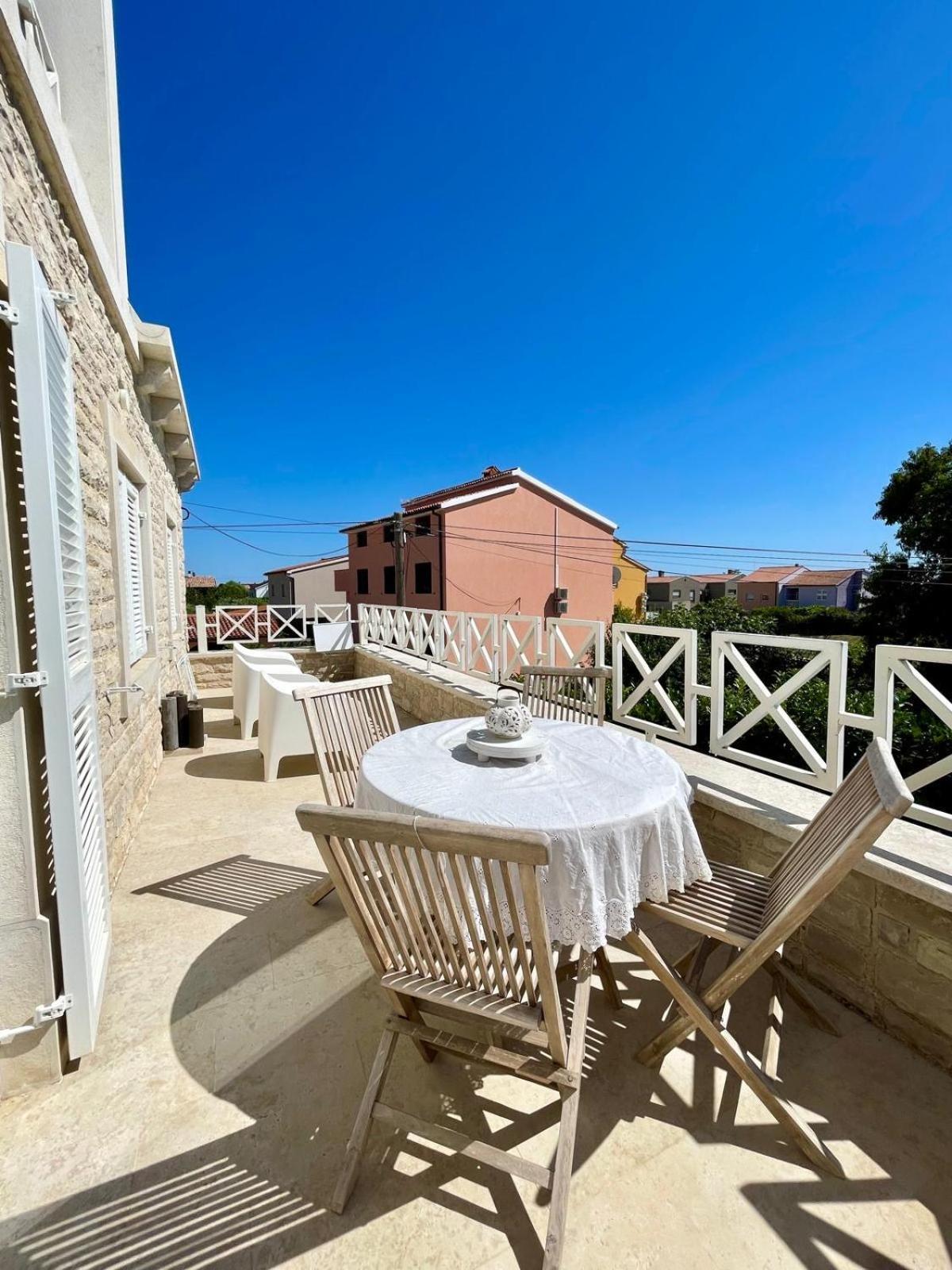 Villa Tiego Медулин Екстер'єр фото